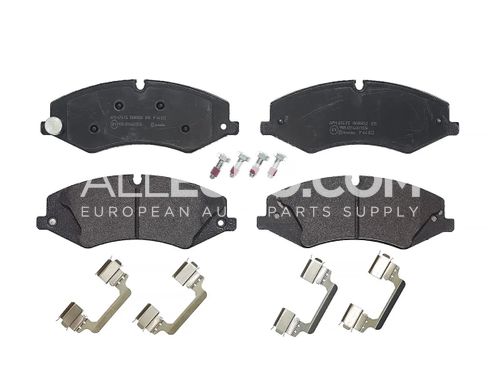 Brembo Front Disc Brake Pad Set LR032063 P44022